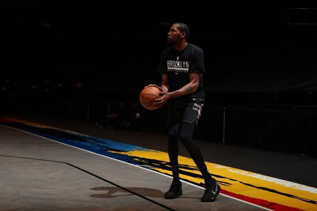 世界杯在线足球直播-离奇！KD因防疫规定首次替补 打到一半又被迫退场